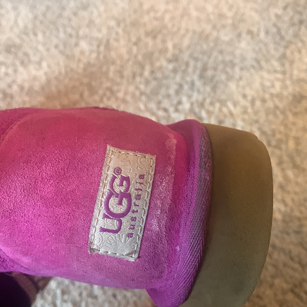 Uggs - Picture 12 of 14
